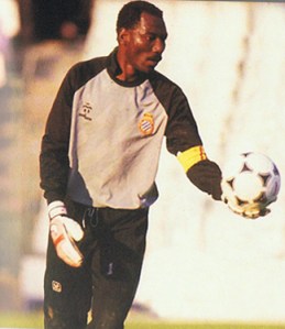 Tommy N`Kono, leyenda espanyolista.