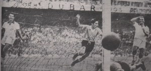 Ghiggia batiendo a Barbosa