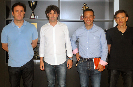 Oltra Emilio Chema Sanz Emilio