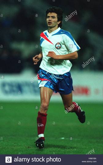 igor-dobrovolsky-genoa-fc-23-november-1993-HN61BA